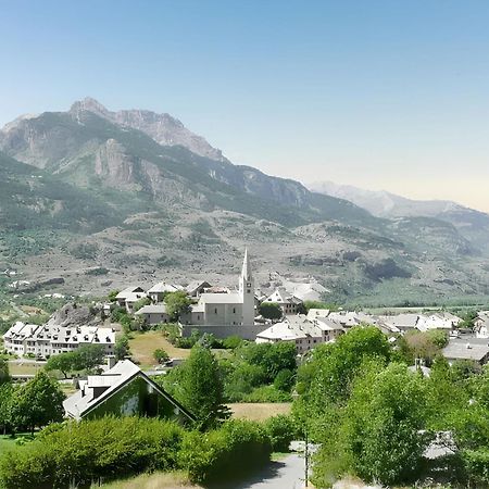 Appartement Paisible A Saint-Crepin Avec Vue Sur La Montagne Экстерьер фото