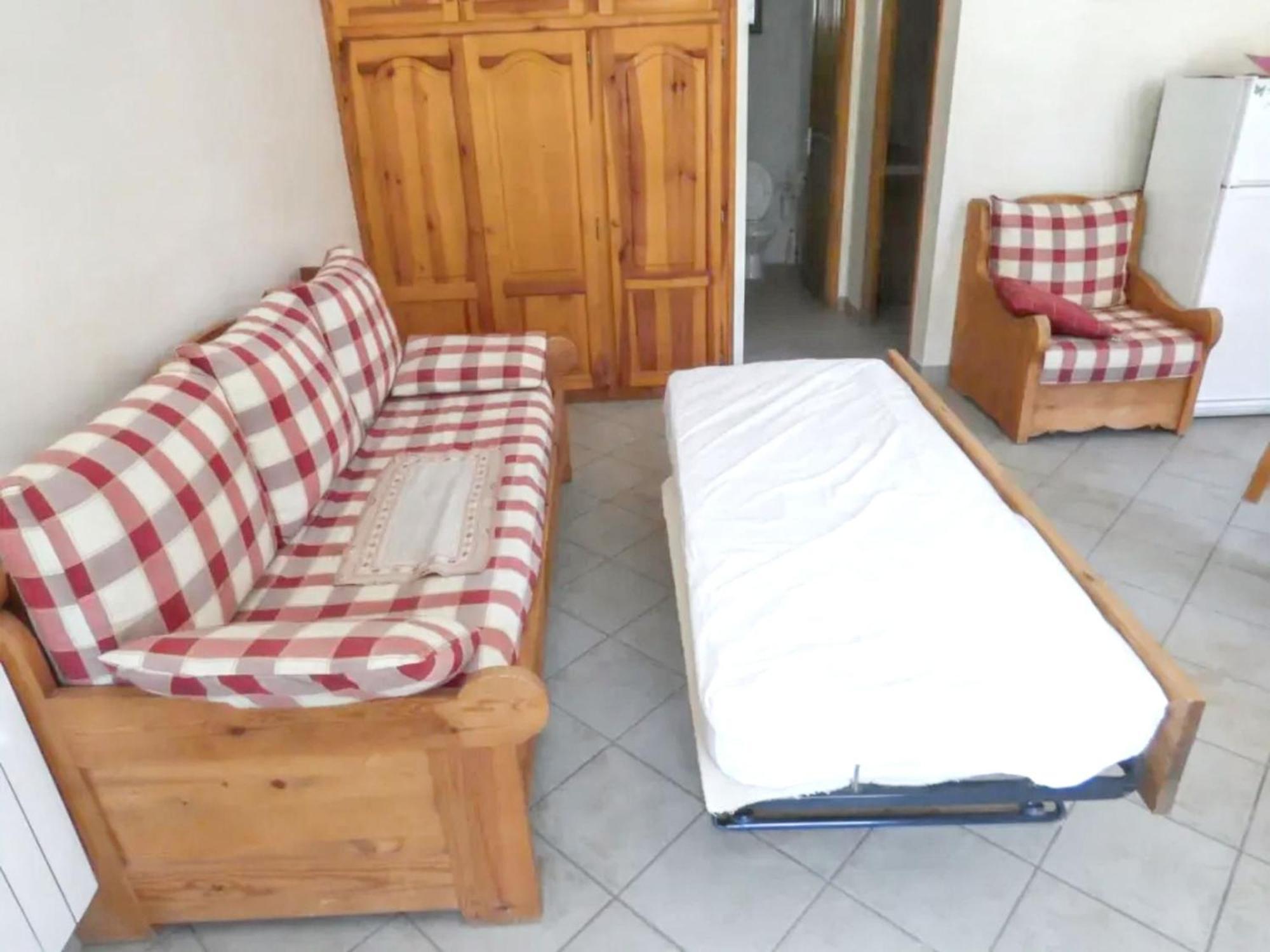 Appartement Paisible A Saint-Crepin Avec Vue Sur La Montagne Экстерьер фото
